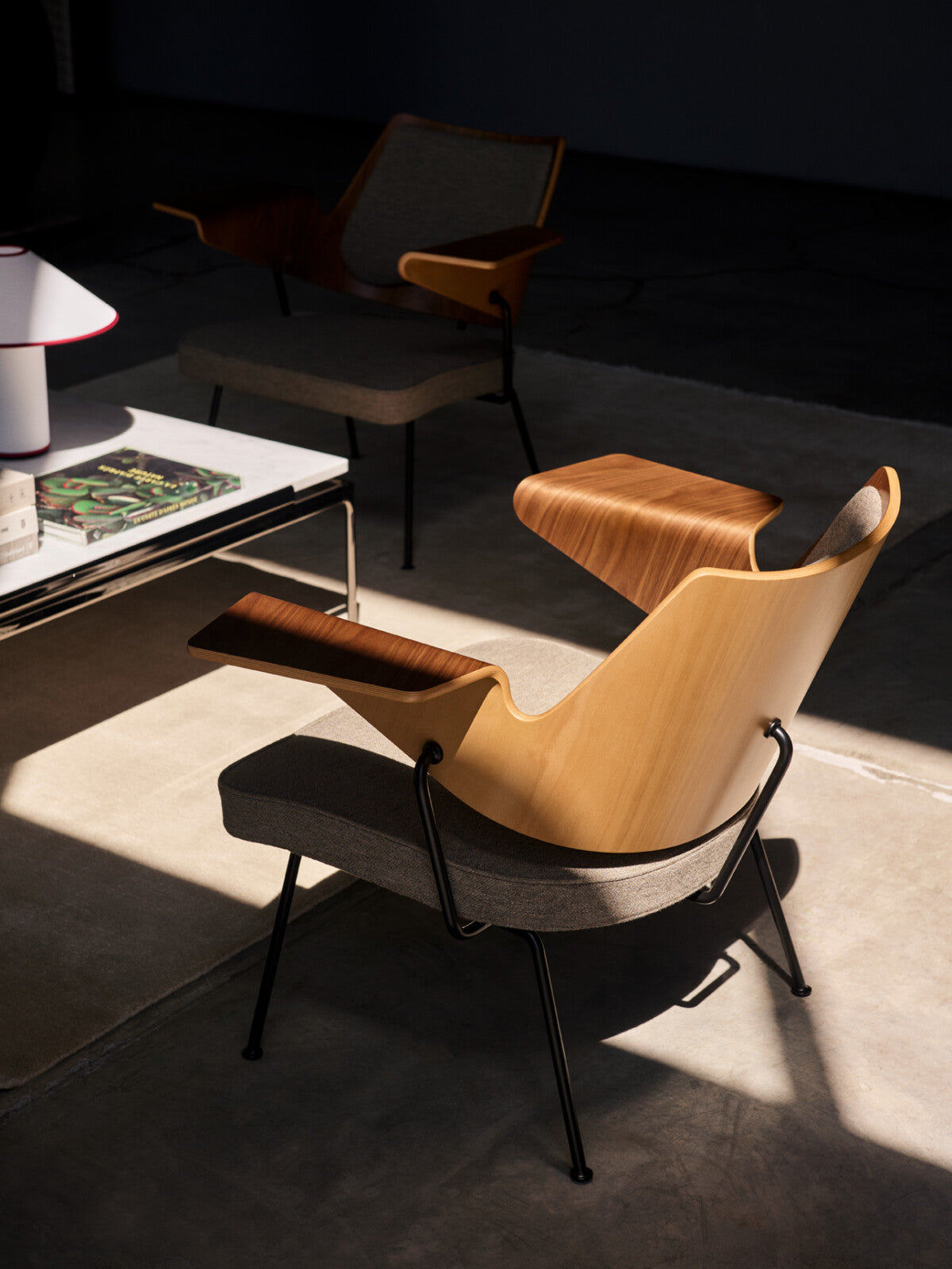 RFH Lounge Chair <sup style="font-size:12px;">  RD8 </sup>