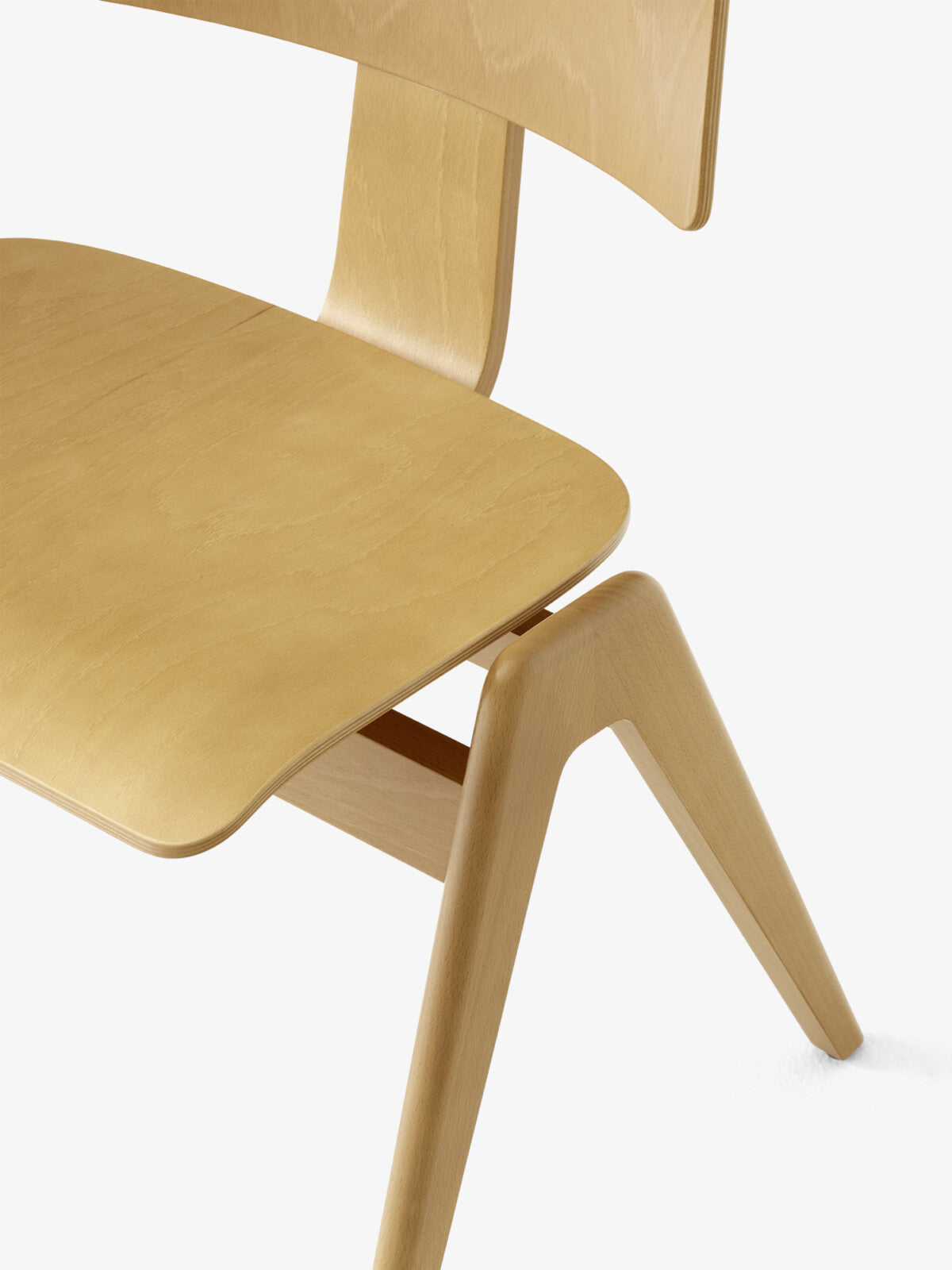Daystak Side Chair <sup style="font-size:12px;">  RD1 </sup>