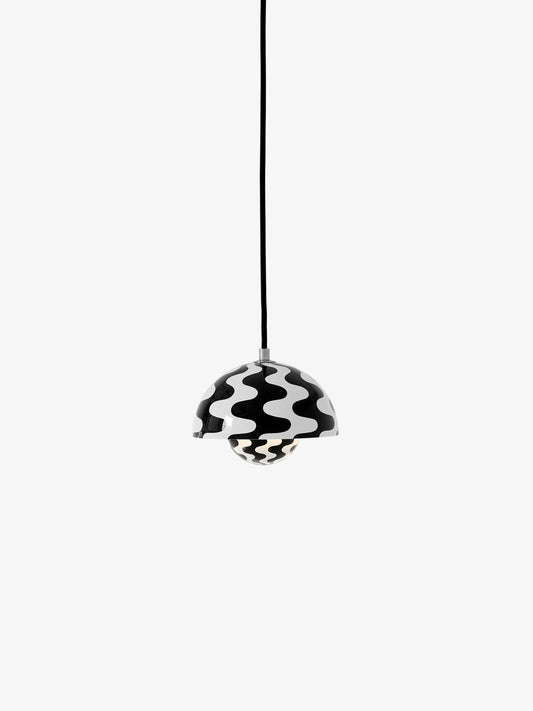 Black & White Pattern 